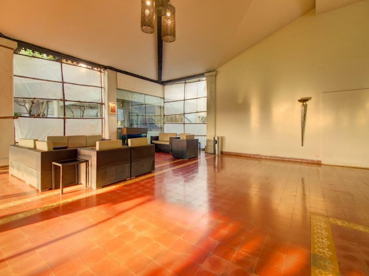 Capital O 36727 Plush Retreat Dive Bagian luar foto
