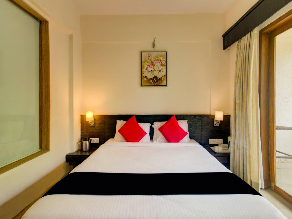 Capital O 36727 Plush Retreat Dive Bagian luar foto